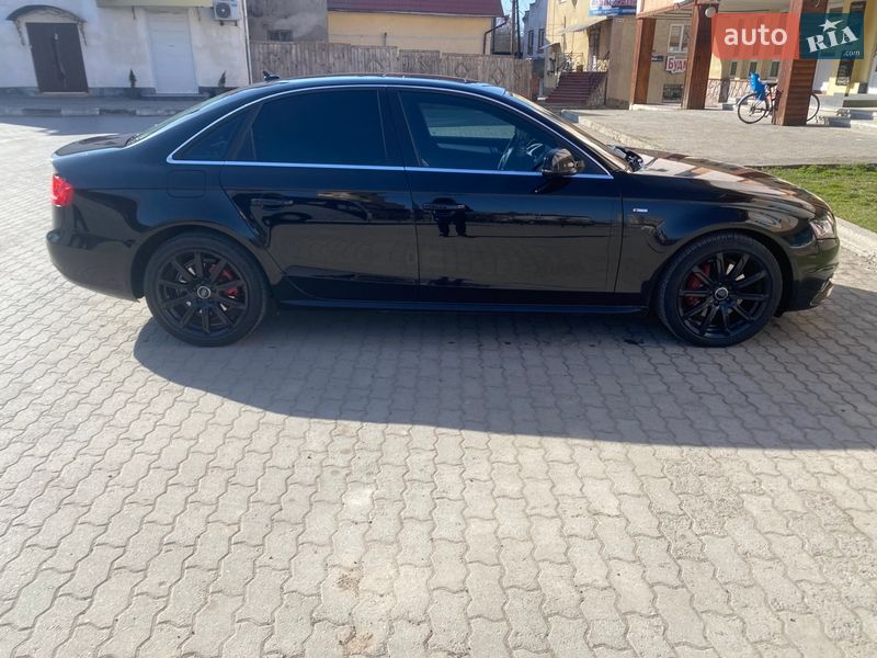 Седан Audi A4 2011 в Галиче