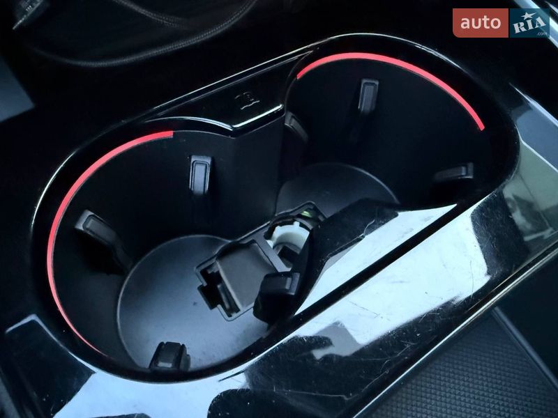 Седан Audi A4 2021 в Коломые