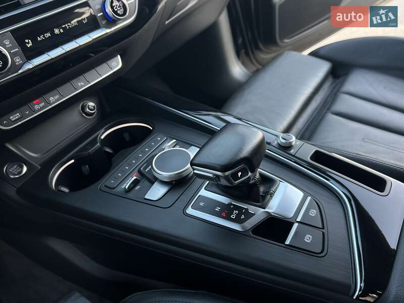 Універсал Audi A4 2016 в Дрогобичі