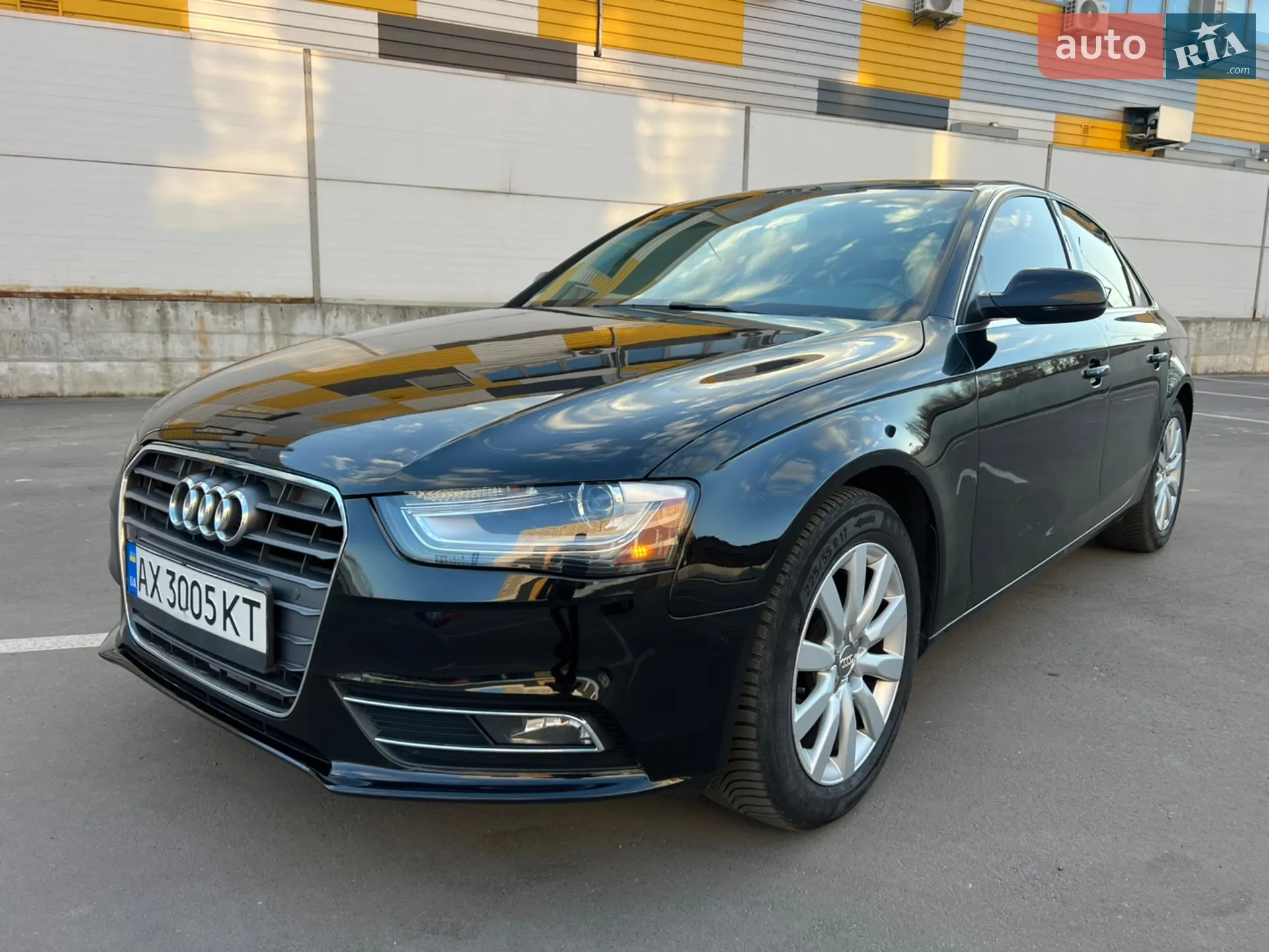 2012 Audi A4 - мініатюра 11