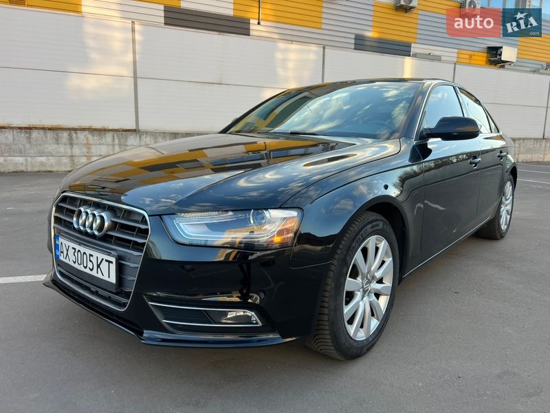 Седан Audi A4 2012 в Киеве
