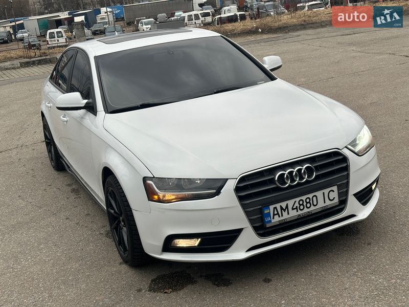 Седан Audi A4 2014 в Житомирі