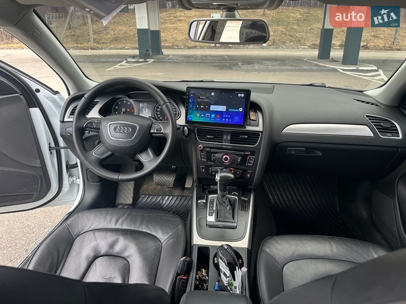 Седан Audi A4 2014 в Житомирі
