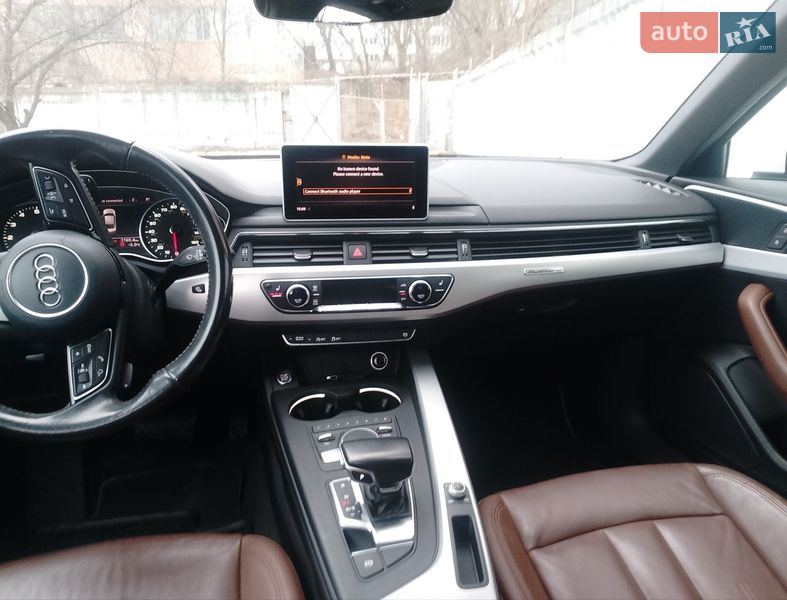 Седан Audi A4 2016 в Киеве