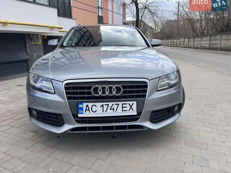 Универсал Audi A4 2010 в Луцке