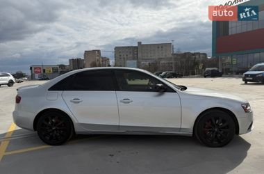 Седан Audi A4 2012 в Тернополе