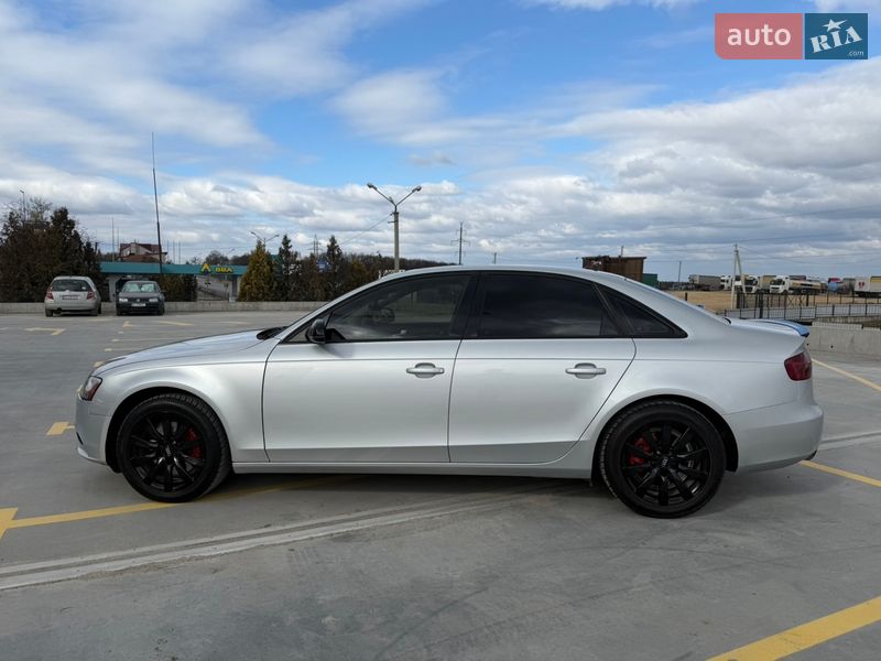 Седан Audi A4 2012 в Тернополі