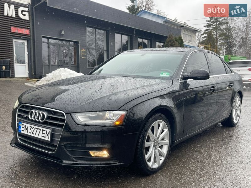 Седан Audi A4 2012 в Сумах