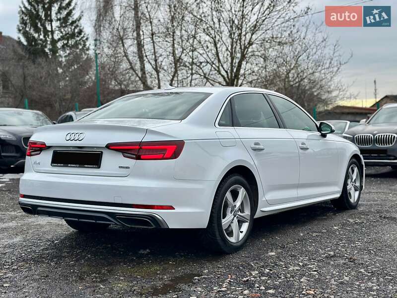 Седан Audi A4 2019 в Львові