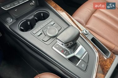 Седан Audi A4 2019 в Львове