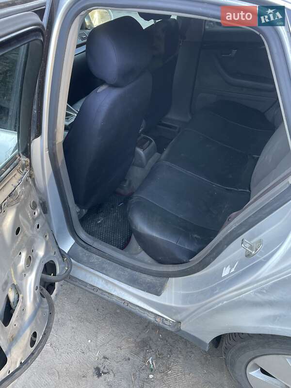 Седан Audi A4 2000 в Києві