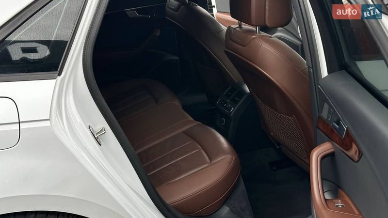 Седан Audi A4 2016 в Луцьку
