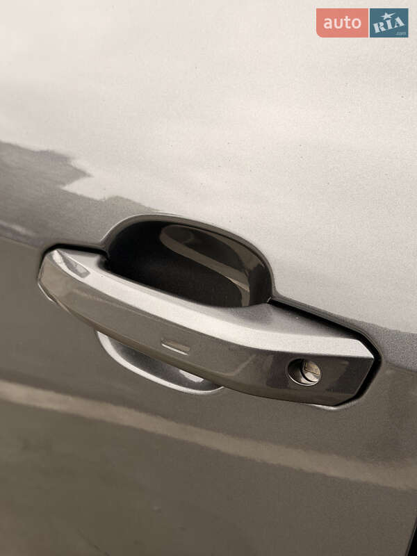 Седан Audi A4 2024 в Киеве