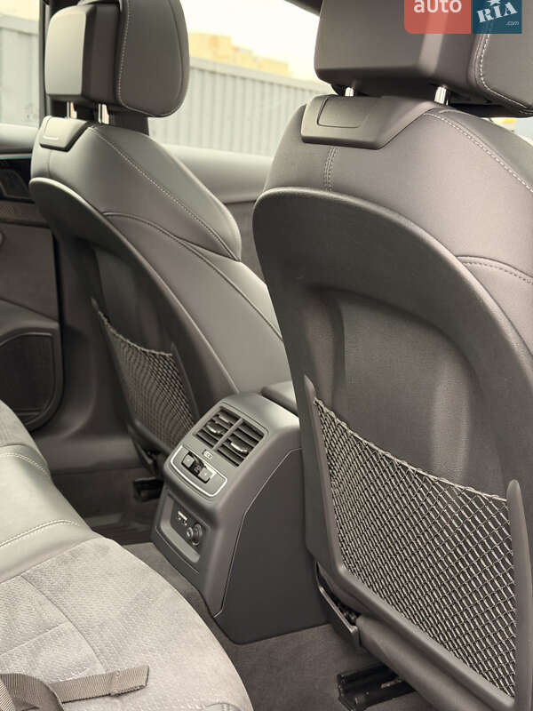 Седан Audi A4 2024 в Киеве