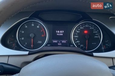Седан Audi A4 2009 в Ирпене