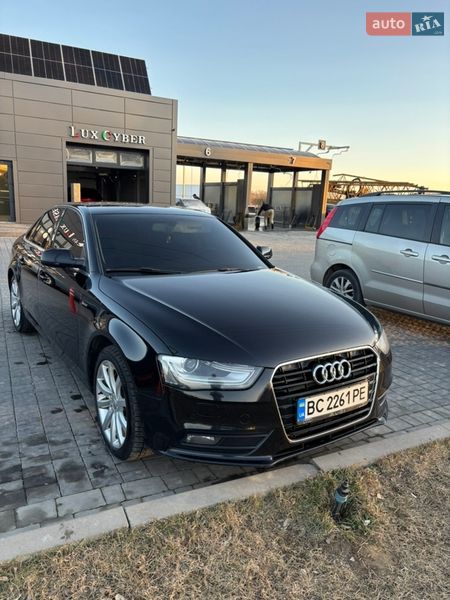 Audi A4 2012