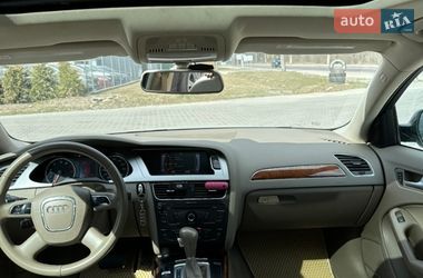 Седан Audi A4 2012 в Львове