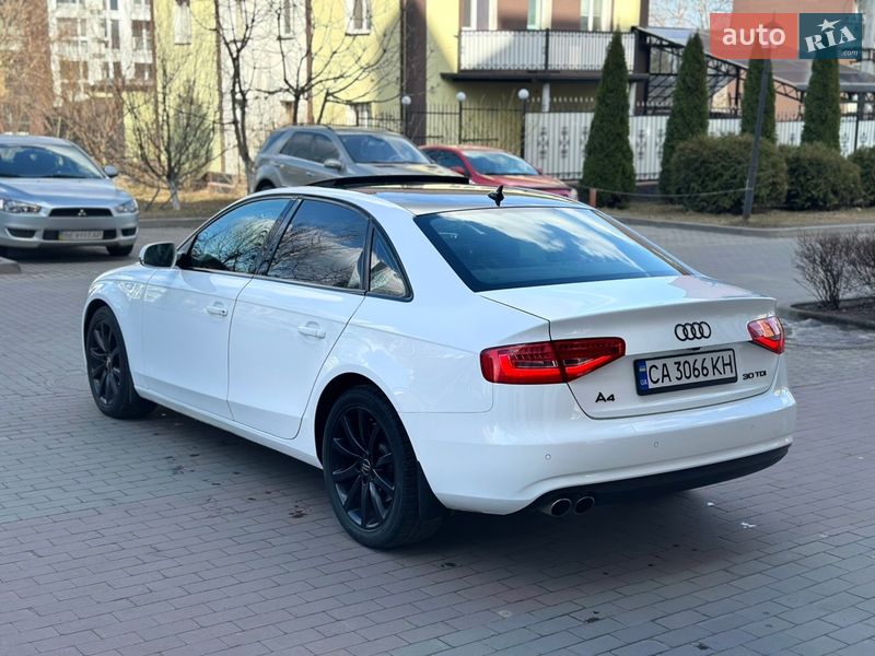 Седан Audi A4 2015 в Києві