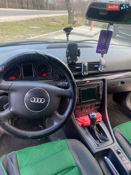 Универсал Audi A4 2004 в Старом Самборе