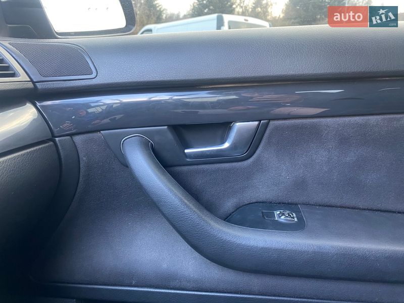 Універсал Audi A4 2004 в Старому Самборі