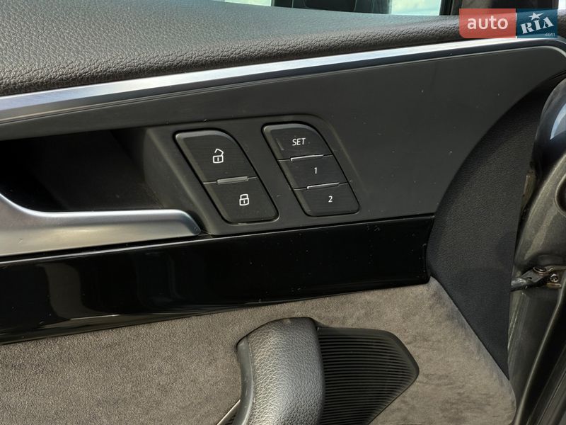 Универсал Audi A4 2015 в Долине
