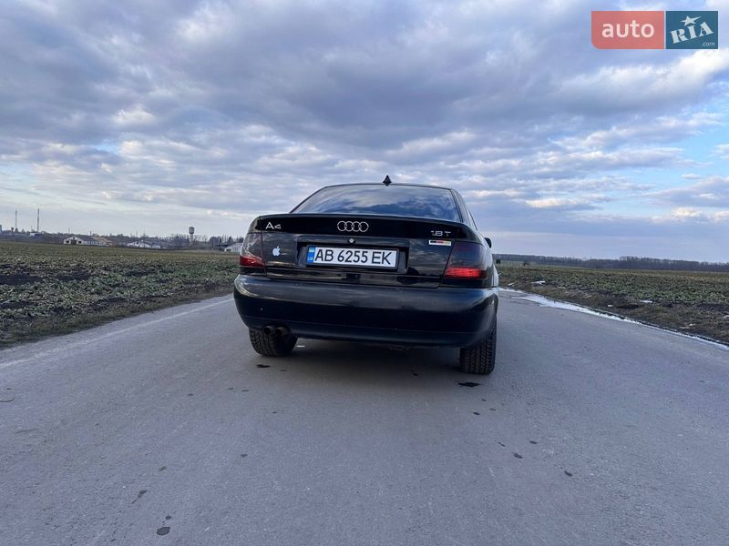 Седан Audi A4 1998 в Виннице