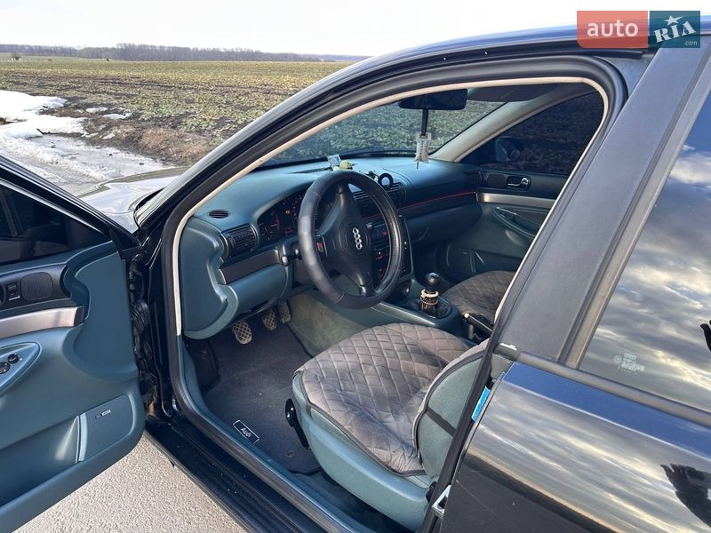 Седан Audi A4 1998 в Виннице