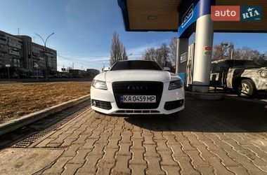 Седан Audi A4 2010 в Сумах