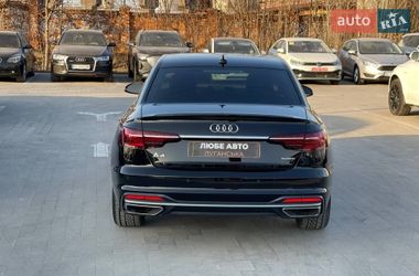 Седан Audi A4 2021 в Львове