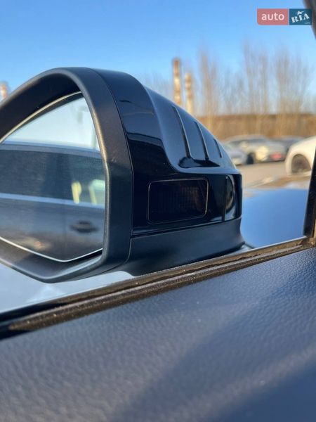 Седан Audi A4 2021 в Львове