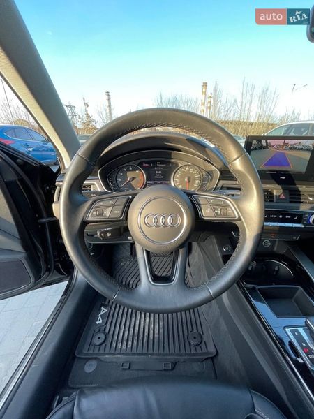 Седан Audi A4 2021 в Львове
