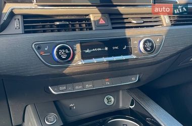 Седан Audi A4 2021 в Львове