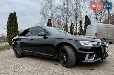 Седан Audi A4 2017 в Черновцах