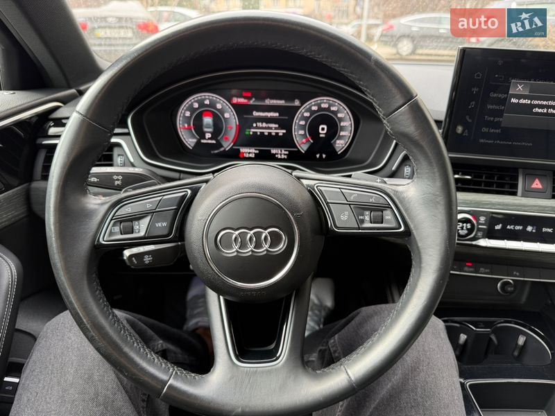 Седан Audi A4 2022 в Києві