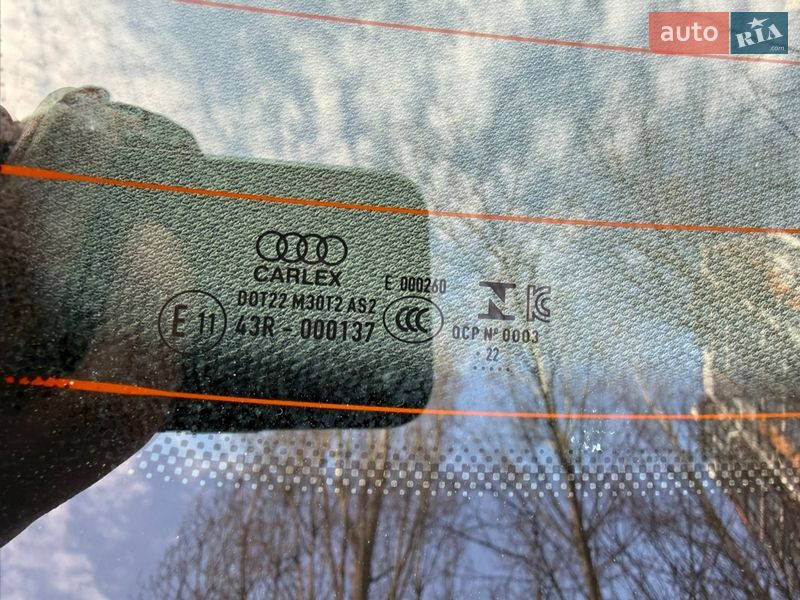 Седан Audi A4 2022 в Києві