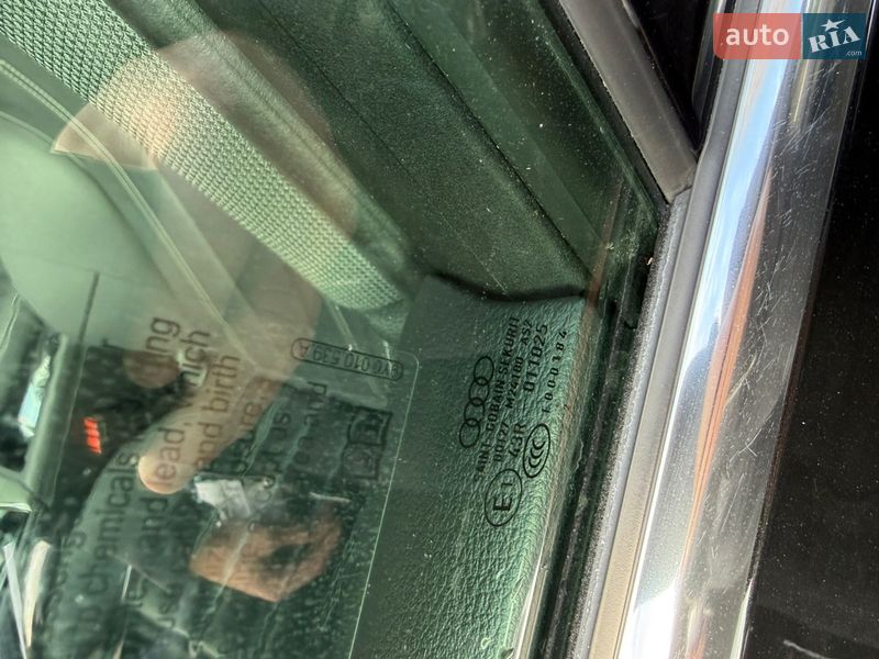 Седан Audi A4 2022 в Києві
