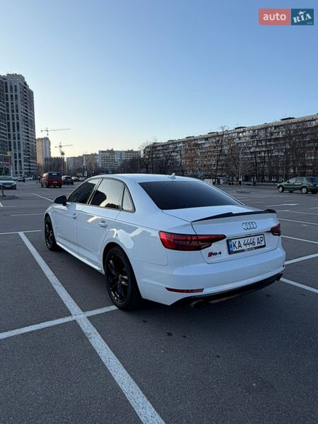 Седан Audi A4 2017 в Киеве