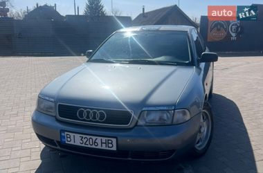 Седан Audi A4 1995 в Полтаве