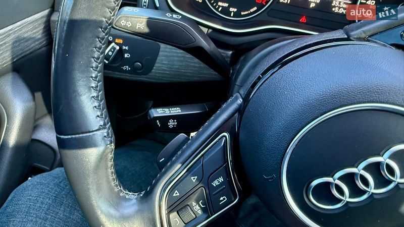 Седан Audi A4 2017 в Киеве