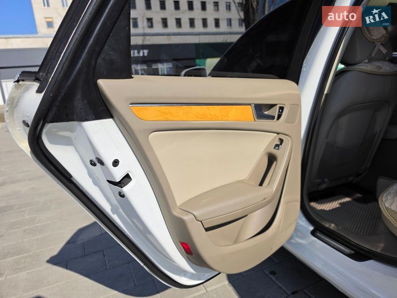 Седан Audi A4 2010 в Черкассах