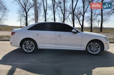 Седан Audi A4 2016 в Ромнах