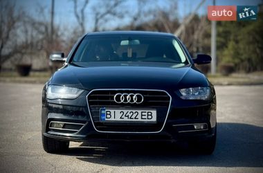 Седан Audi A4 2014 в Горишних Плавнях