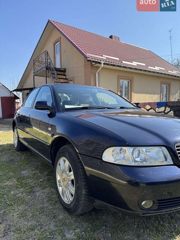Седан Audi A4 1999 в Берестечку фото 2 Седан Audi A4 1999 в Берестечку