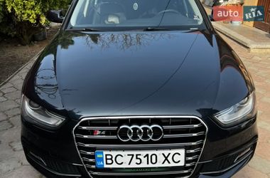 Седан Audi A4 2014 в Львове
