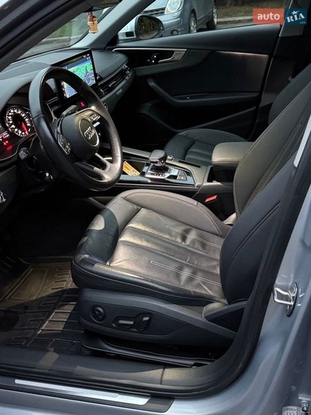 Седан Audi A4 2021 в Киеве