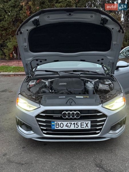 Седан Audi A4 2021 в Киеве