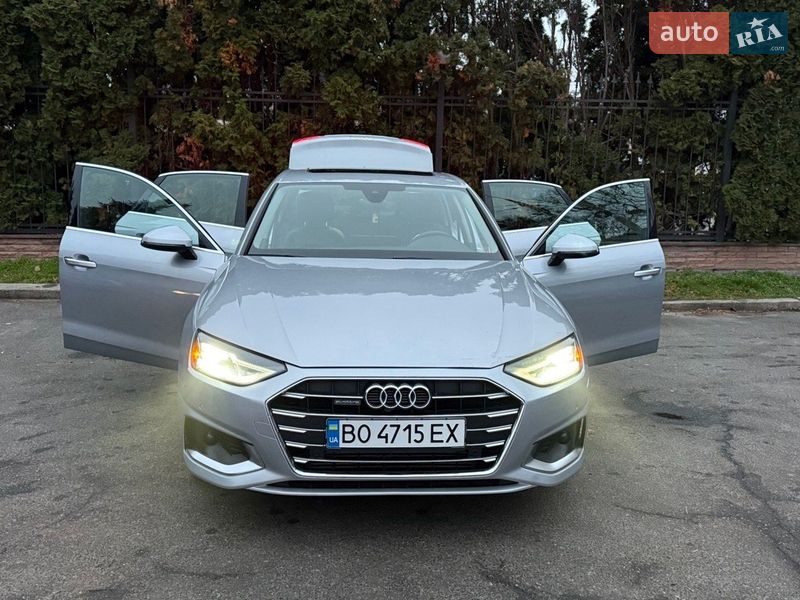 Седан Audi A4 2021 в Киеве