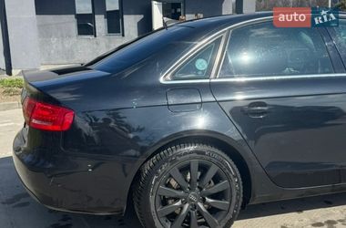 Седан Audi A4 2011 в Львове