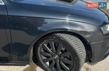 Седан Audi A4 2011 в Львове