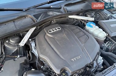 Седан Audi A4 2016 в Ромнах